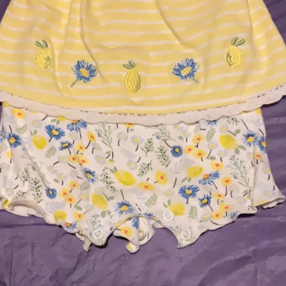 Laura Ashley| Yellow Striped Romper Kids with Floral Shorts Size 3-6 M